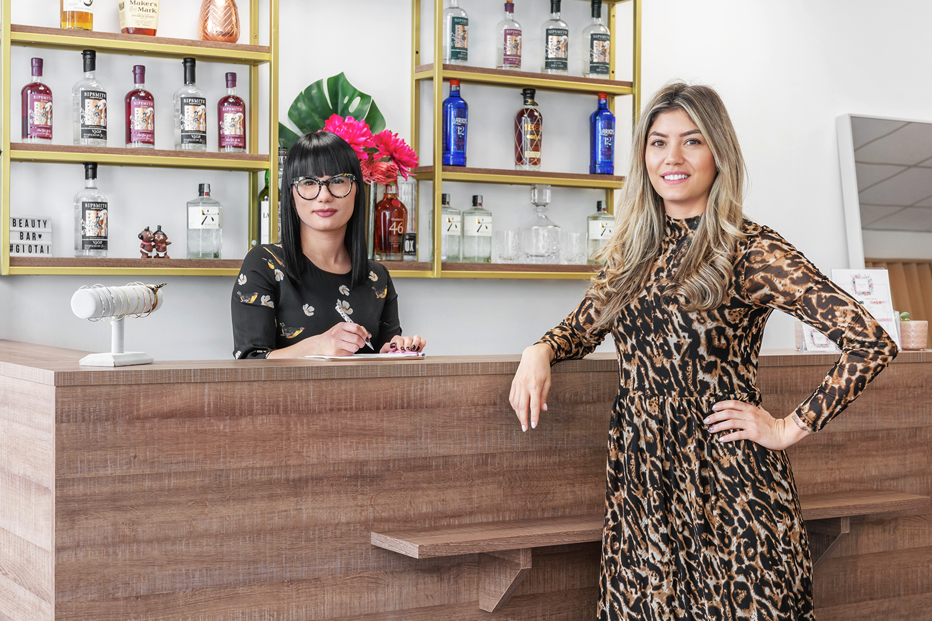 7 Ideen zum Weltfrauentag, die Sie jetzt in Ihrem Salon umsetzen können